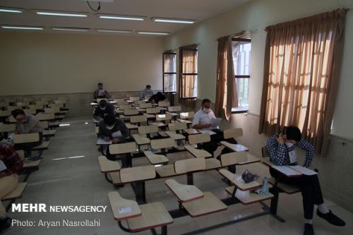 بیش از ۵۱ هزار نفر در آزمون استخدامی دانشگاه ها ثبت نام كردند