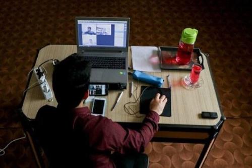 ابراز نگرانی از اختلال اینترنت دانشگاه ها در زمان امتحانات مجازی