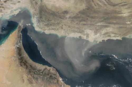 توفان های گرمسیری در دریای عمان و ضرورت آماده باش در سواحل ایران