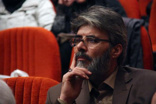 منصور انوری رمانی پنج جلدی درباره ی عاشورا می نویسد