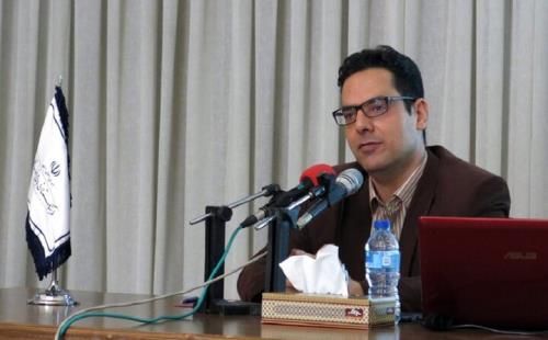 فارسی و ترکی برای فرهنگستان تفاوتی ندارد فارسی زبان میانجی اقوام ایران