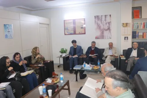 شایسته سالاری در آیینه شاهنامه