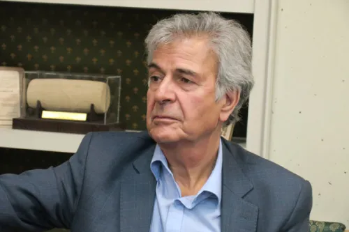 وضعیت سلامتی اصغر دادبه خوب نیست