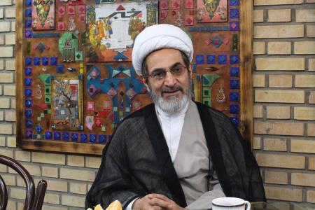 علت تنهایی و گمنامی امام علی(ع) در زمانه خودش چه بود؟