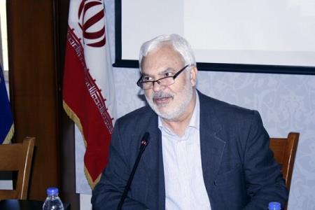 كاهش روند استخدام نیروی انسانی در دانشگاه ها در سالهای اخیر